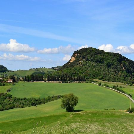 Apartment With One Bedroom In Volterra, With Wonderful Mountain View, 外观 照片