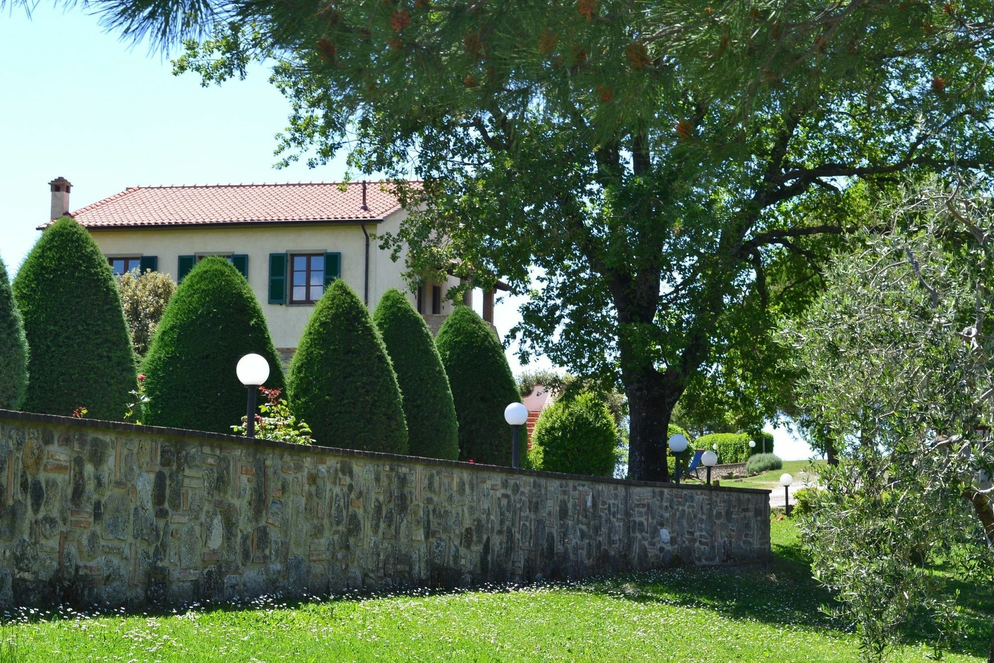Apartment With One Bedroom In Volterra, With Wonderful Mountain View, 外观 照片
